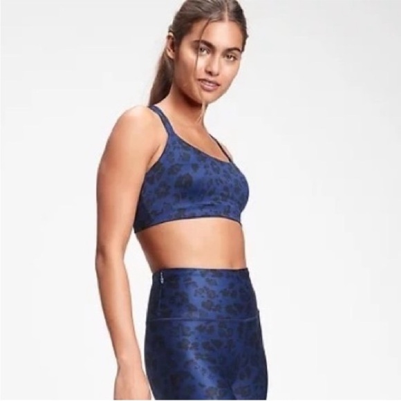 GAP Fit Eclipse Black and Green Leopard, Strappy Back Sports Bra XS - Picture 2 of 8